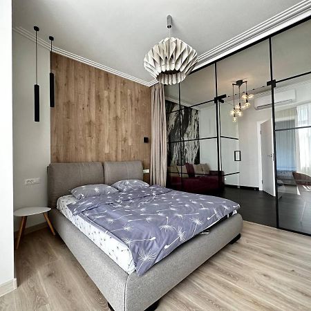 Sea Symphony 3-Bedrooms Lux Apartment Odesa Exterior foto